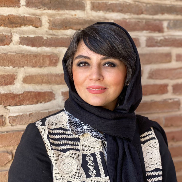 استاد نیلوفر یزدی